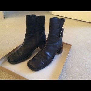 Dark brown Costume National ankle boot size 37